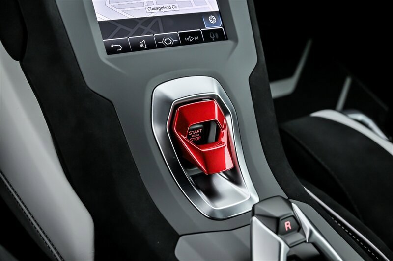 Used 2022 Lamborghini Huracan STO RWD image 33