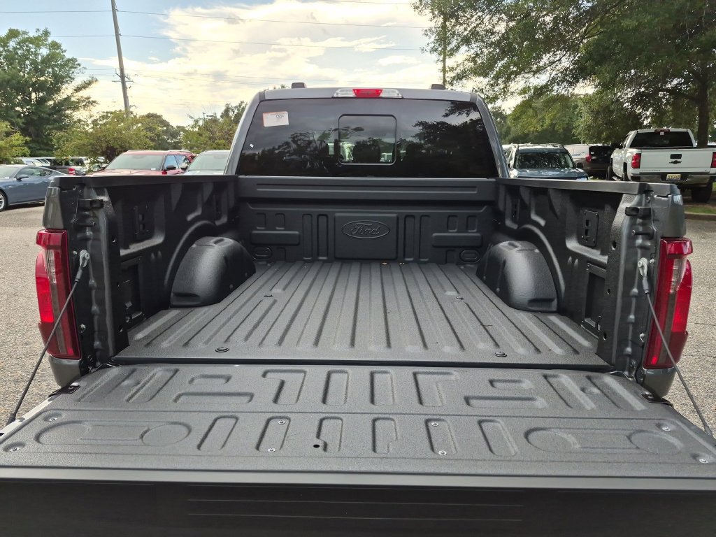 New 2026 Ford F150 XLT w/ Equipment Group 302A MID RWD image 35