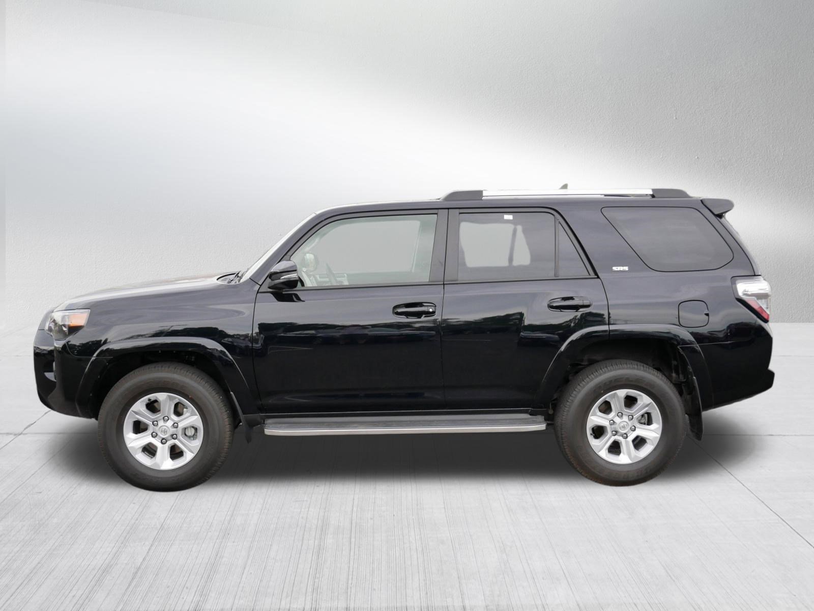 Certified 2023 Toyota 4Runner SR5 Premium w/ Moonroof Package AWD/4WD image 4