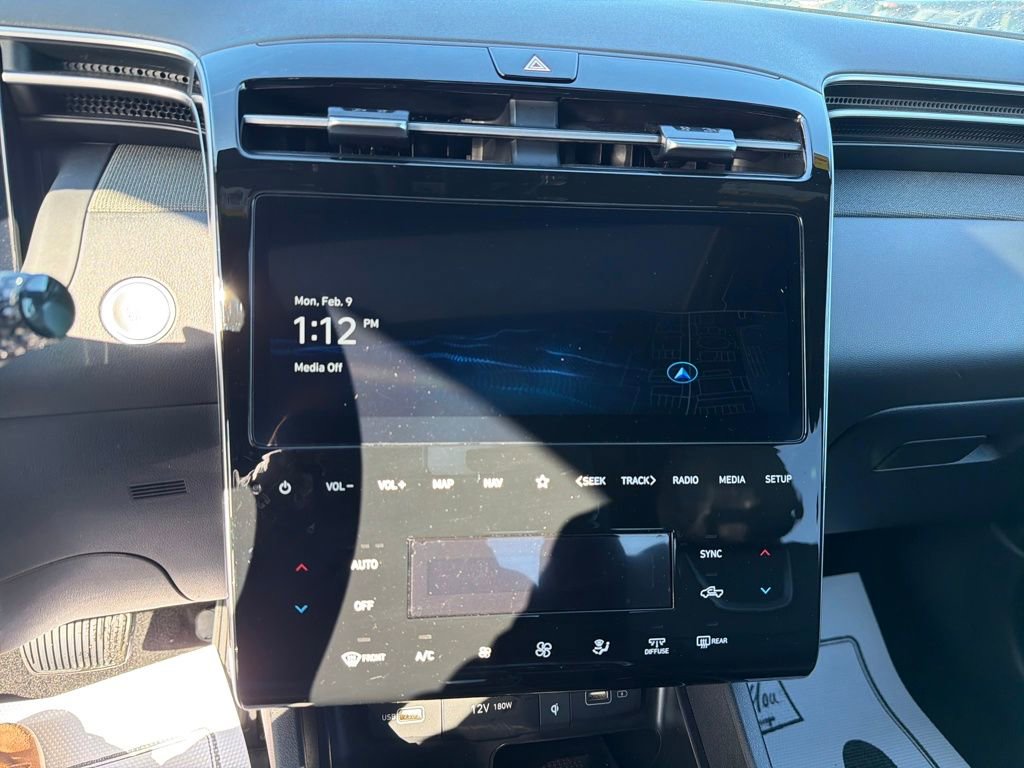 Certified 2024 Hyundai Santa Cruz Limited image 18