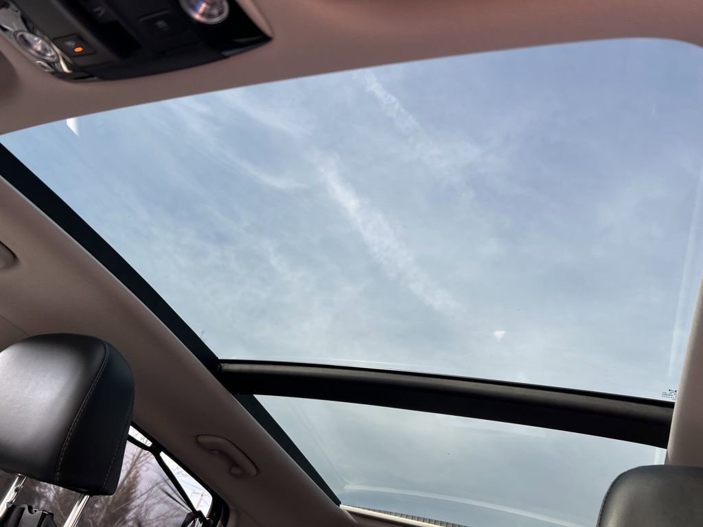 Used 2022 Kia Sorento SX image 15