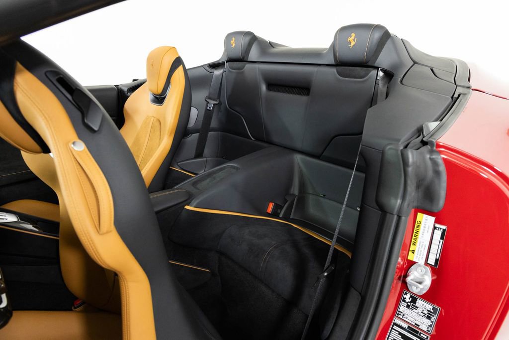 Used 2024 Ferrari Roma Spider image 46