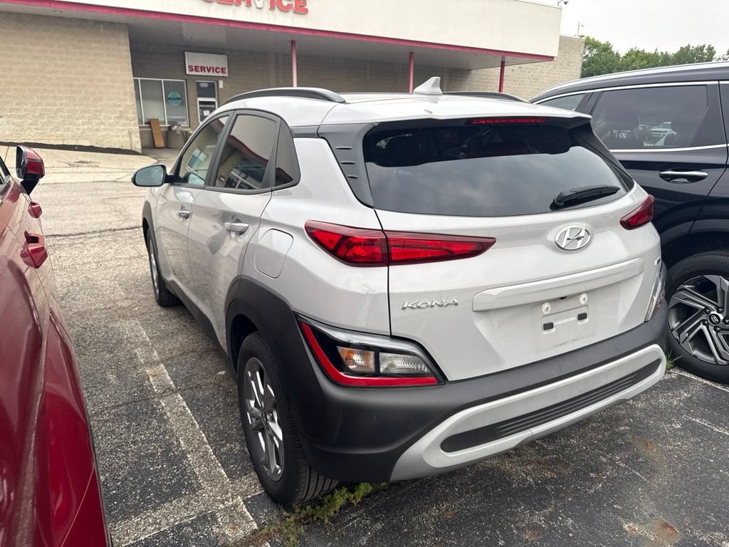 Used 2023 Hyundai Kona SEL w/ Cargo Package AWD/4WD image 3