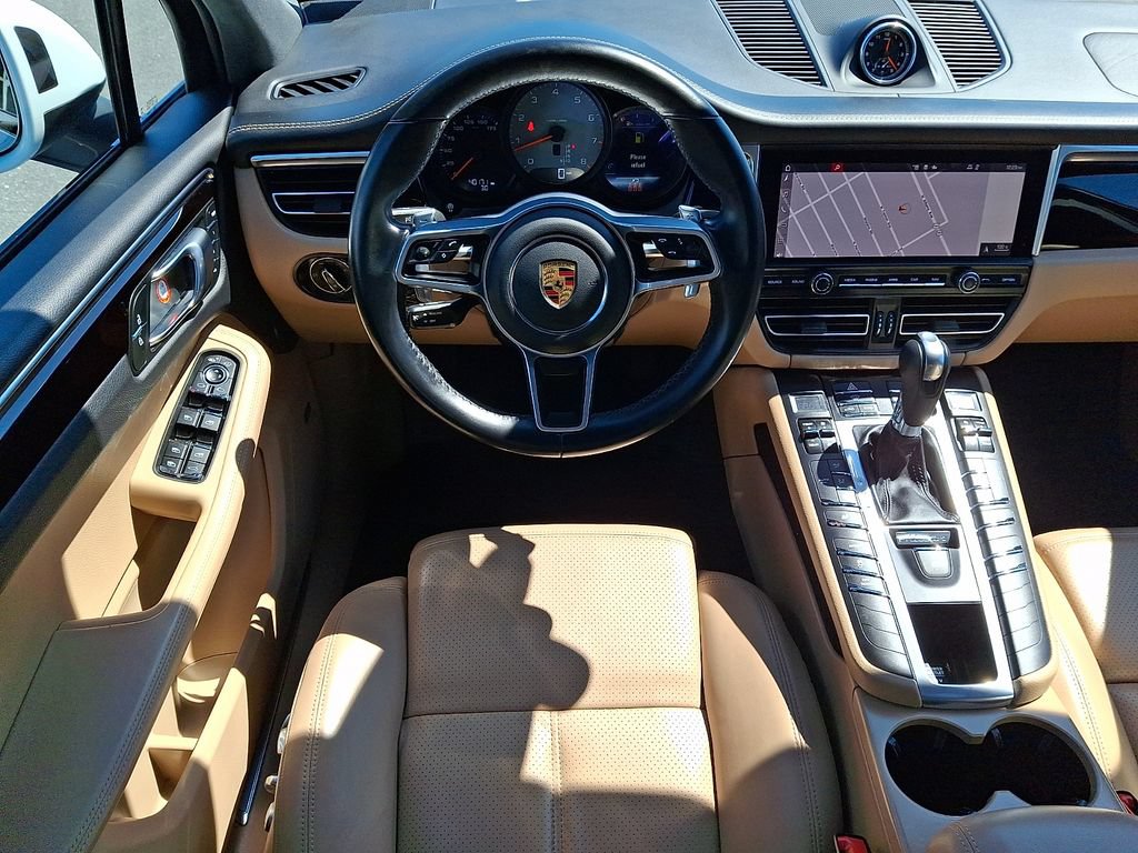 Used 2021 Porsche Macan S AWD/4WD image 2