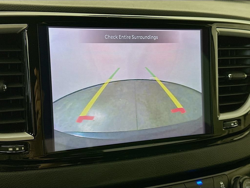 Used 2021 Chrysler Pacifica Touring-L FWD image 19