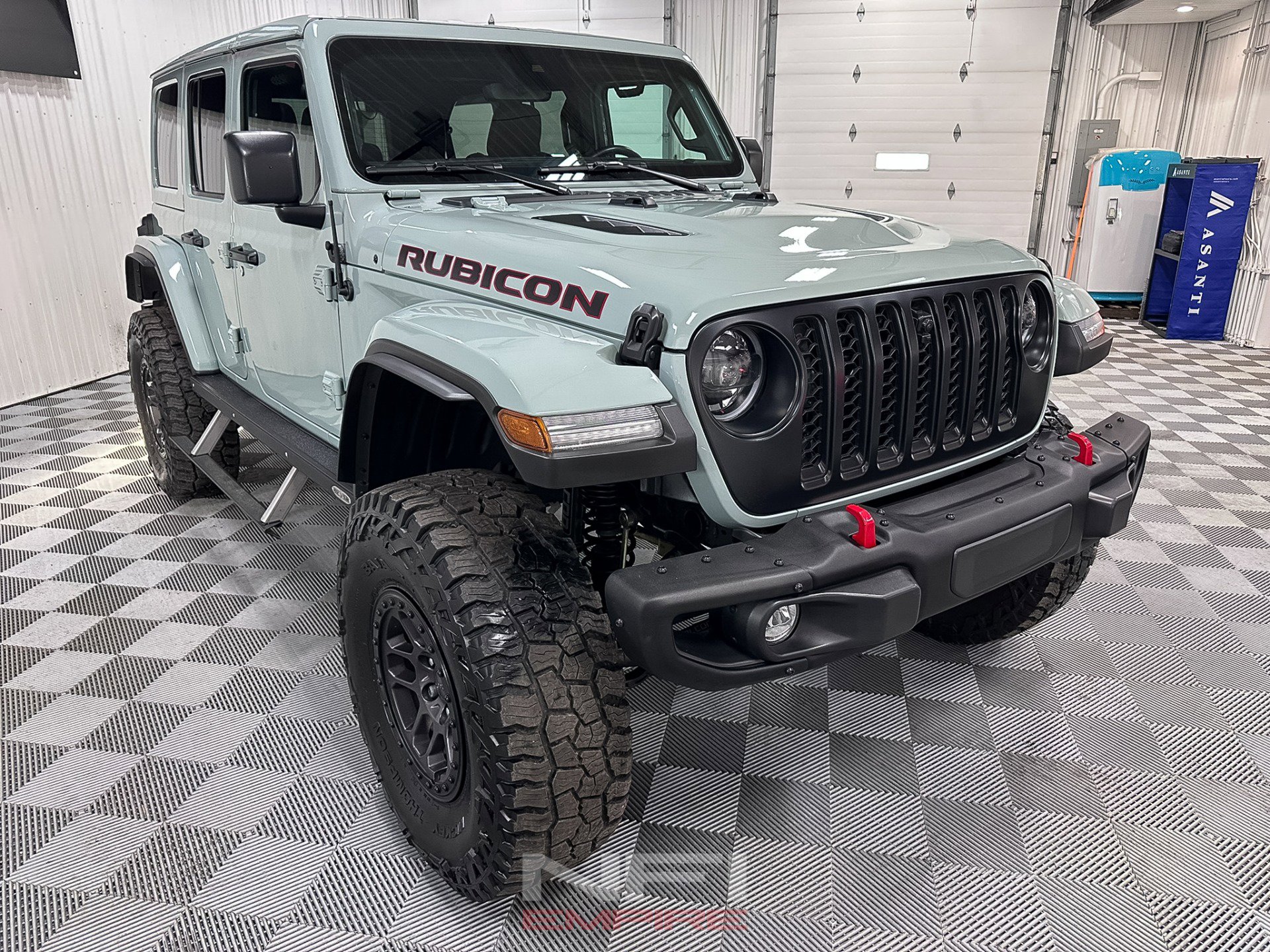 Used 2023 Jeep Wrangler Unlimited Rubicon w/ Xtreme 35 Tire Package image 5