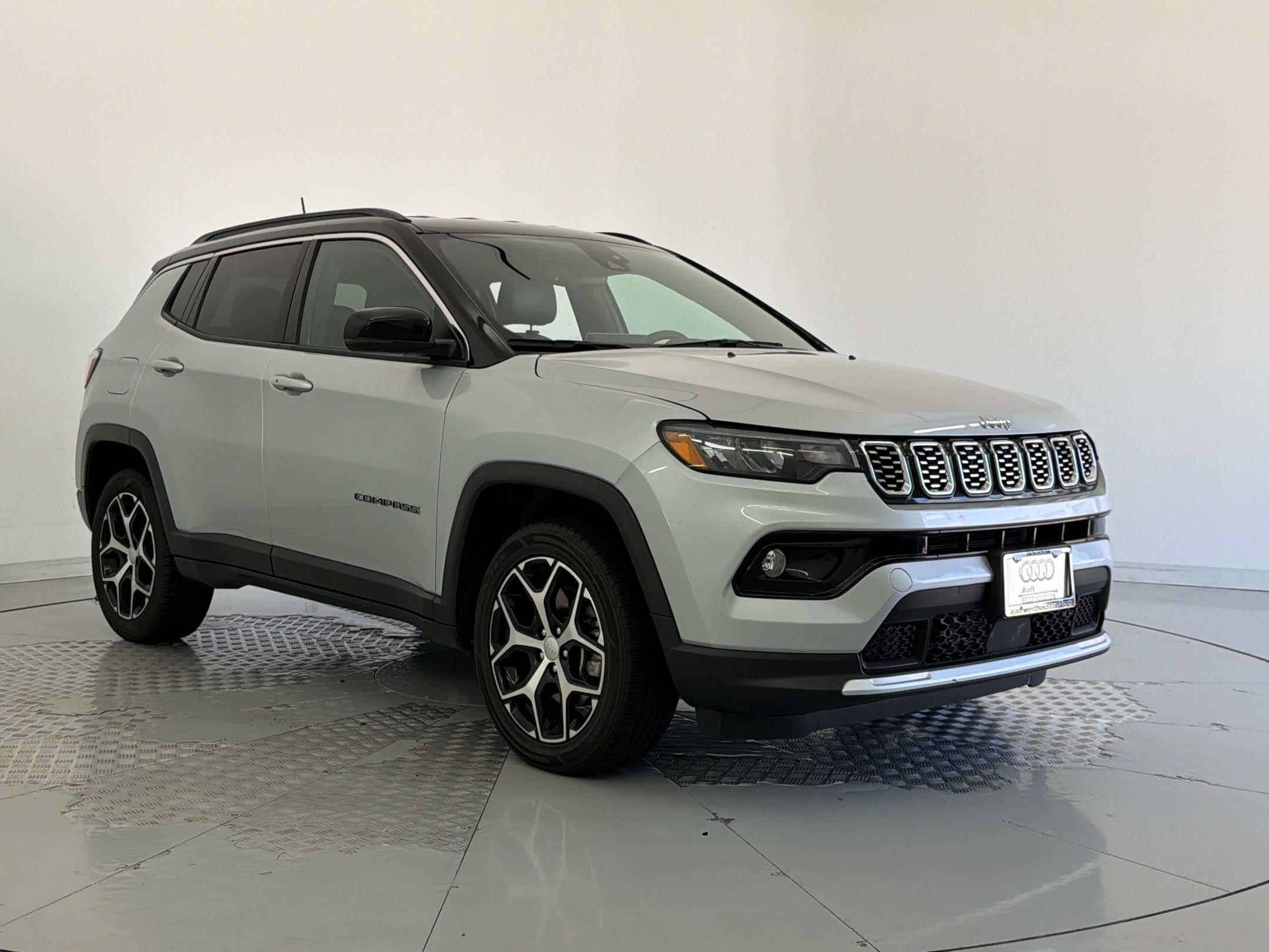 Used 2024 Jeep Compass Limited AWD/4WD image 7