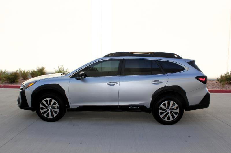 Used 2025 Subaru Outback image 8