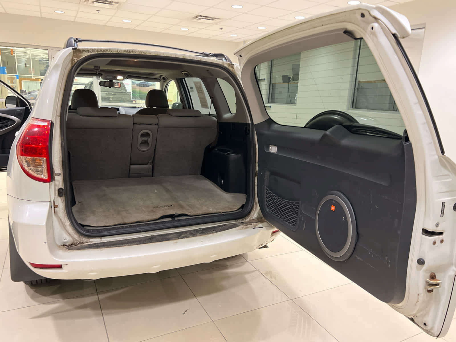 Used 2008 Toyota RAV4 Limited AWD/4WD image 10