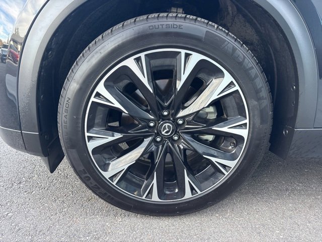 Used 2024 MAZDA CX-90 Plug-In Hybrid w/ Premium Pkg image 4