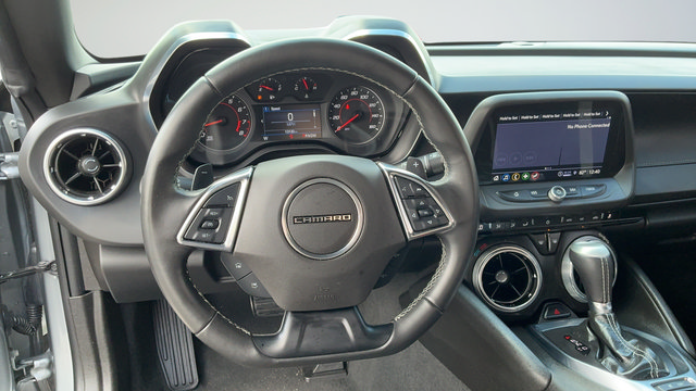 Used 2024 Chevrolet Camaro LT w/ Technology Package RWD image 10