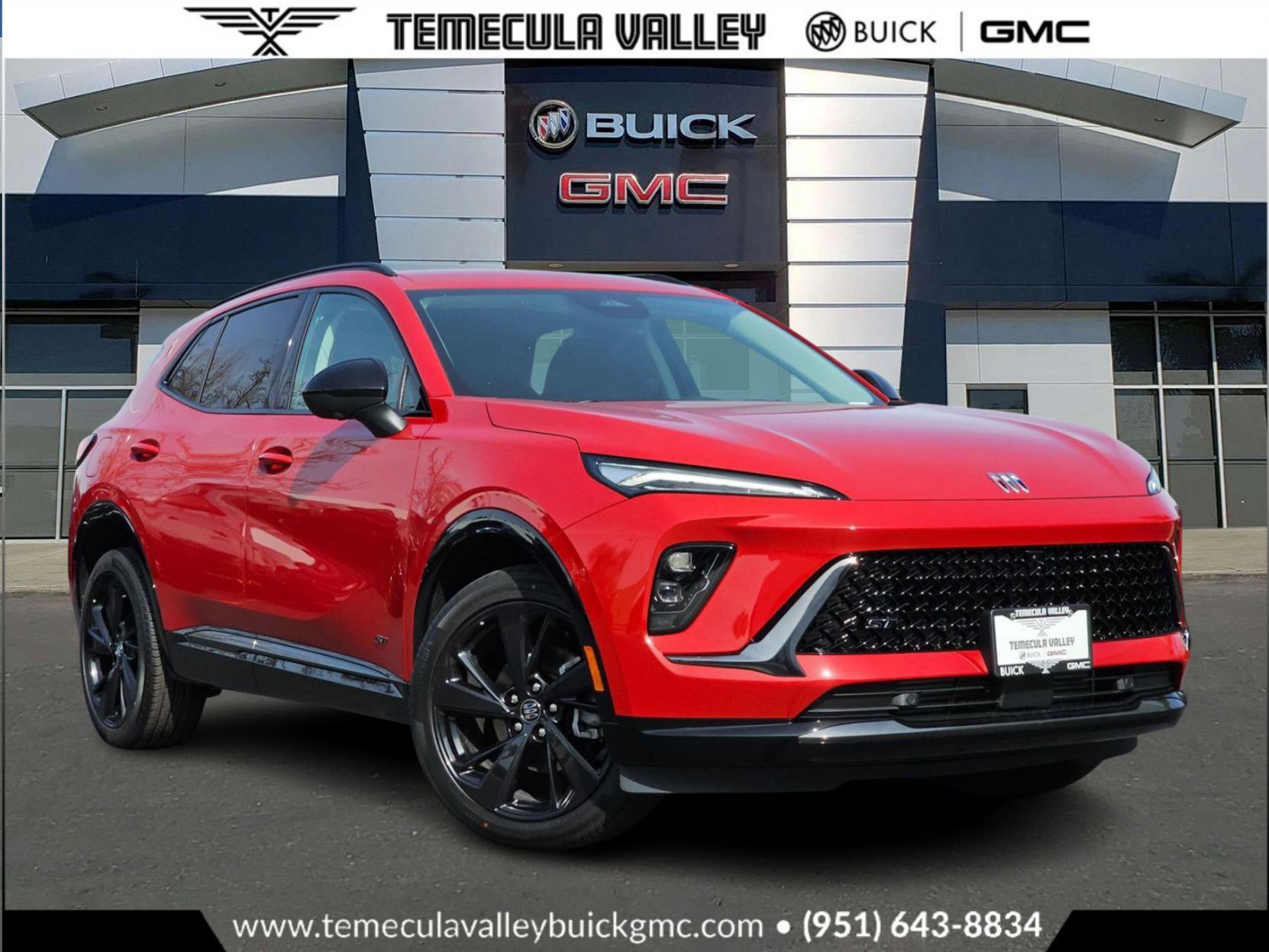 Used 2025 Buick Envision Sport Touring image 1