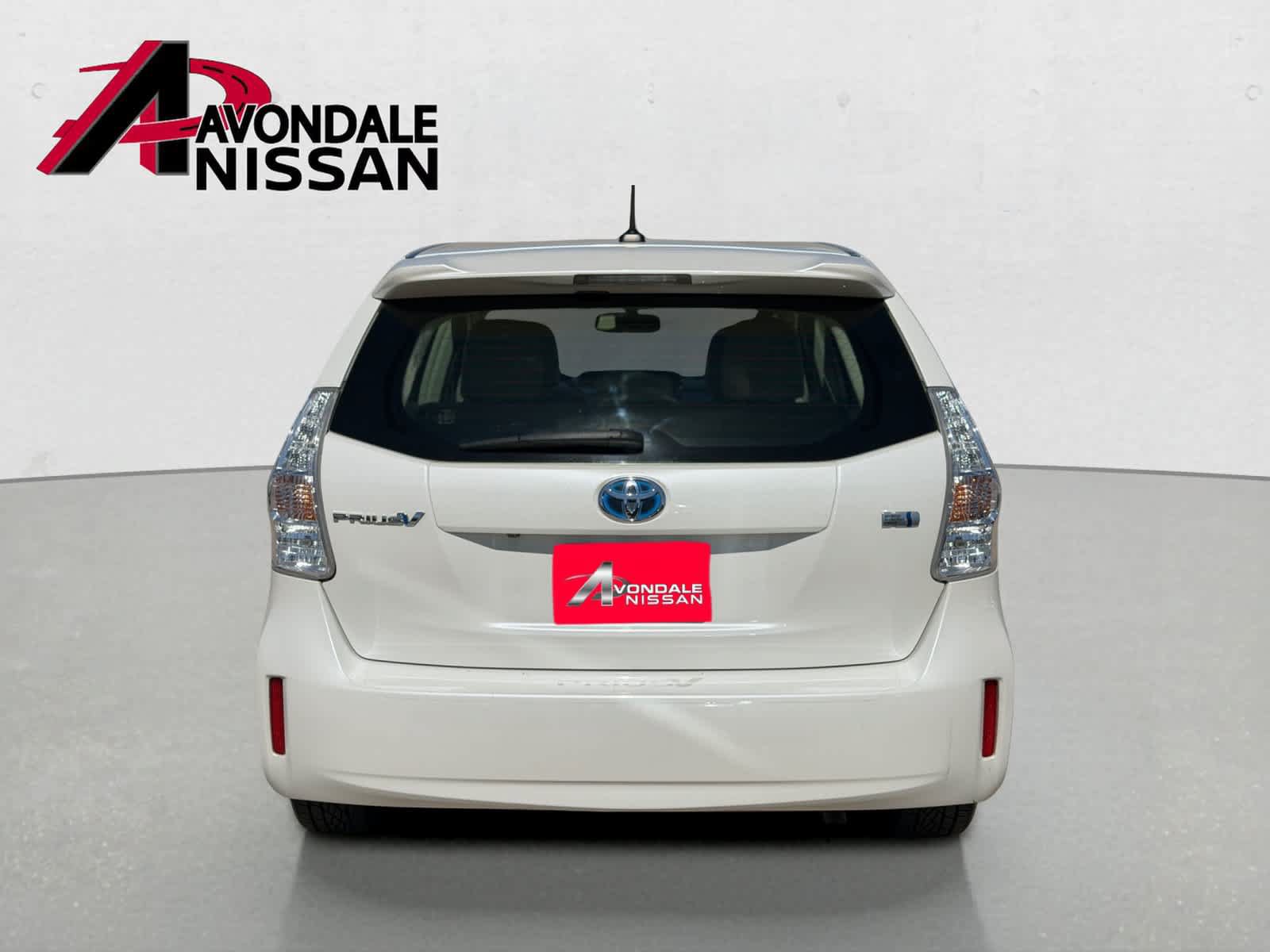 Used 2014 Toyota Prius V Five FWD image 5