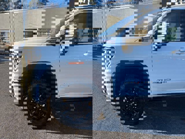 New 2025 GMC Sierra 2500 AT4 w/ AT4 Premium Plus Package image 7