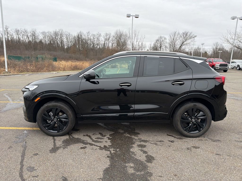 Used 2024 Buick Encore GX Sport Touring w/ Advanced Technology Package image 5
