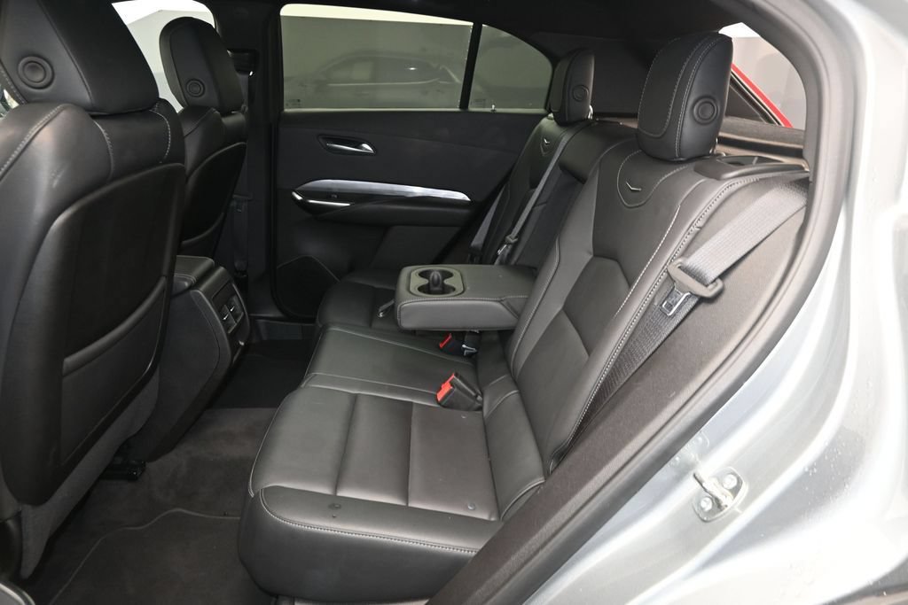 Used 2025 Cadillac XT4 Premium Luxury FWD image 12