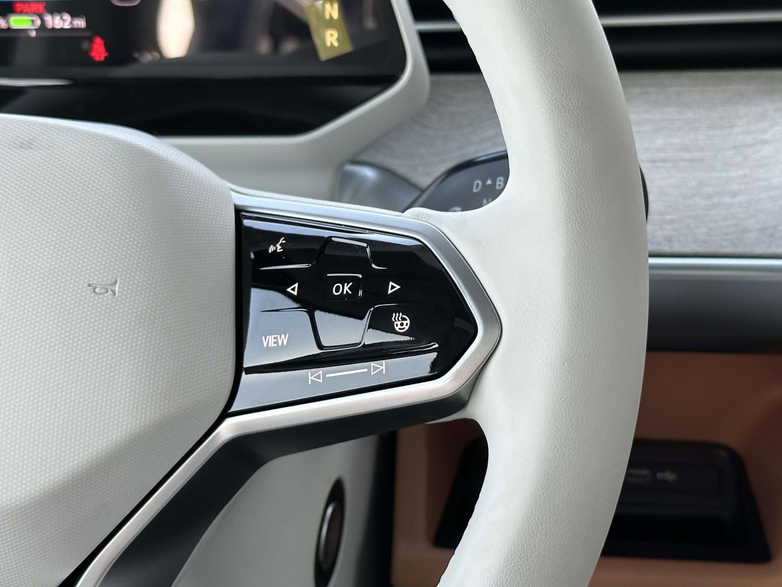 New 2025 Volkswagen ID. Buzz 1st Edition image 13