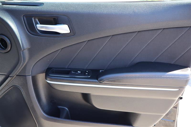 Used 2023 Dodge Charger Scat Pack w/ Navigation & Travel Group image 10