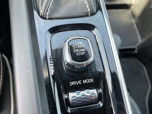 Used 2019 Volvo S60 T6 R-Design image 18