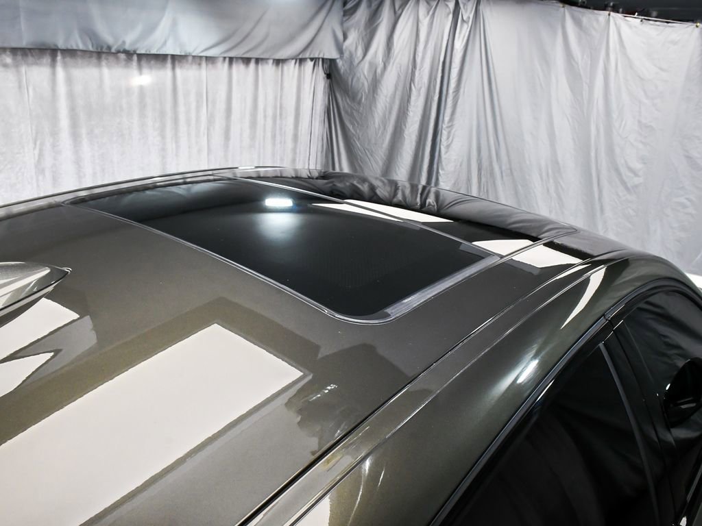 Used 2023 BMW X6 xDrive40i w/ Executive Package image 93