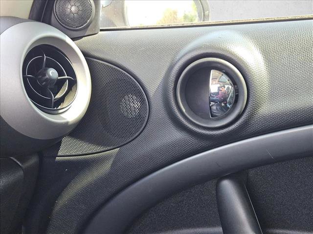 Used 2011 MINI Cooper Countryman S image 14