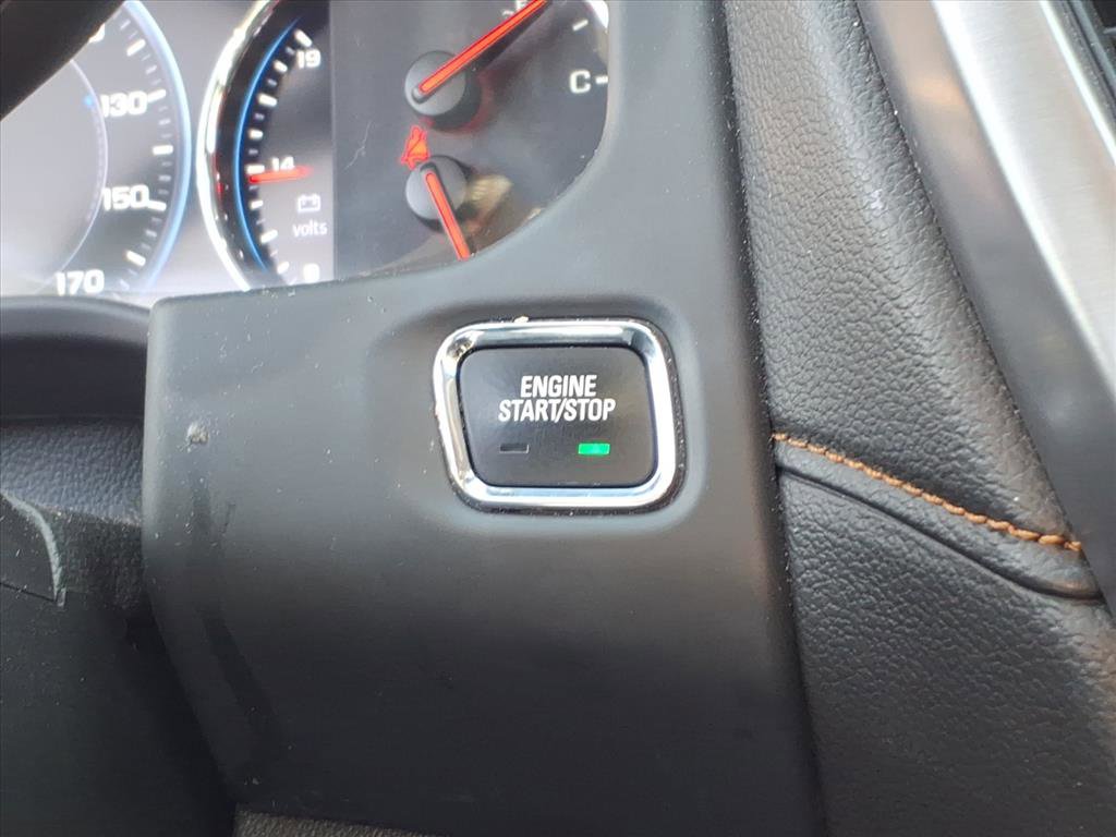 Used 2023 GMC Acadia AT4 w/ Technology Package image 16