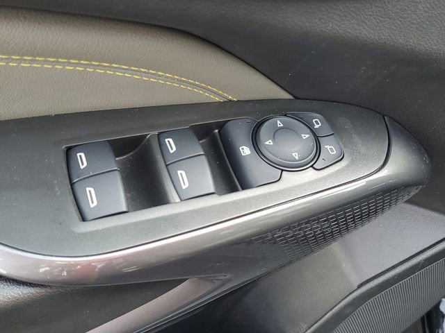 Certified 2025 Chevrolet Trax ACTIV w/ Driver Confidence Package FWD image 15