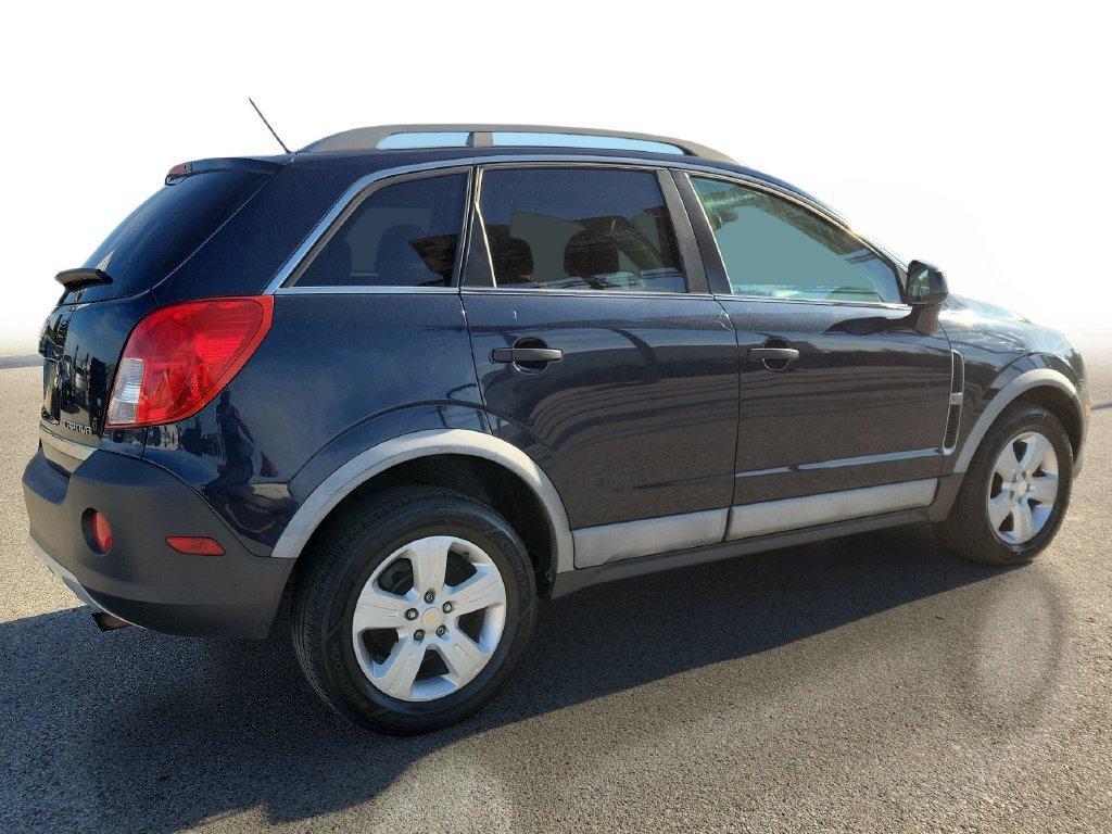 Used 2014 Chevrolet Captiva Sport LS FWD image 4