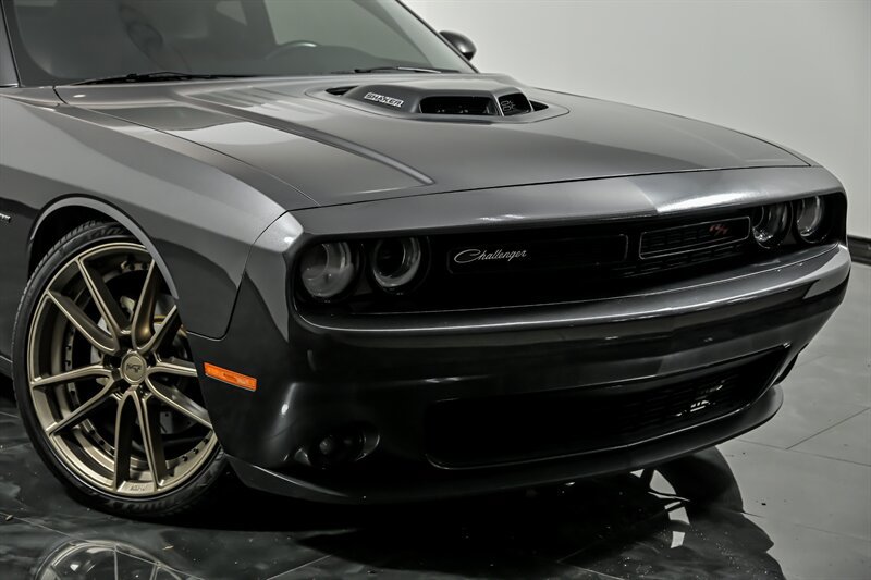 Used 2016 Dodge Challenger R/T Plus RWD image 2