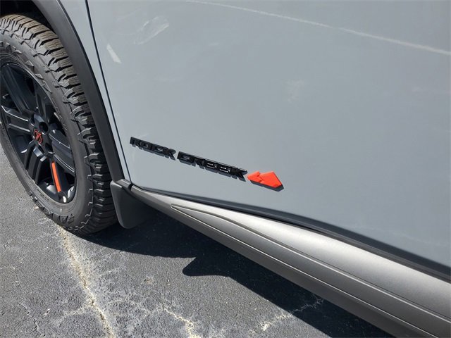 New 2026 Nissan Rogue SV image 7