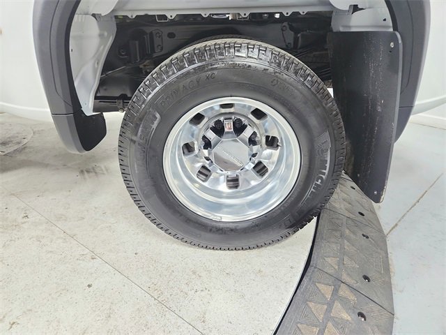 Used 2025 GMC Sierra 3500 Denali w/ Technology Package image 47