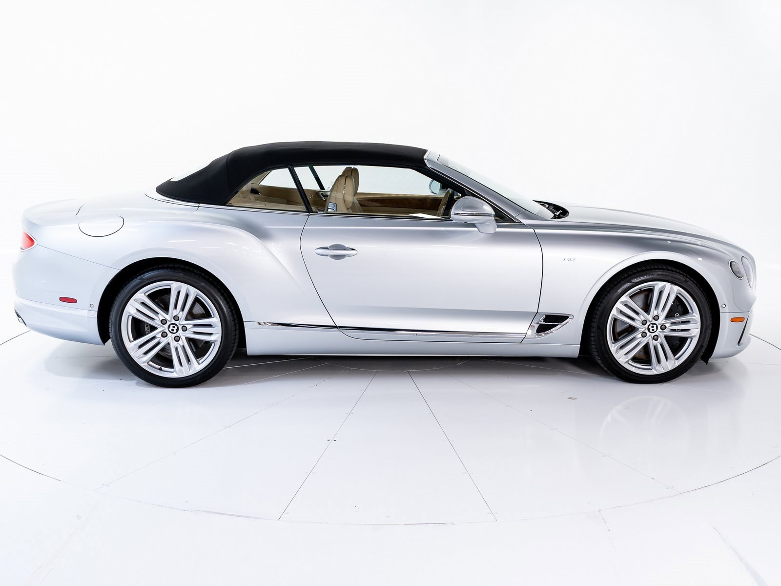 Certified 2022 Bentley Continental GT image 13