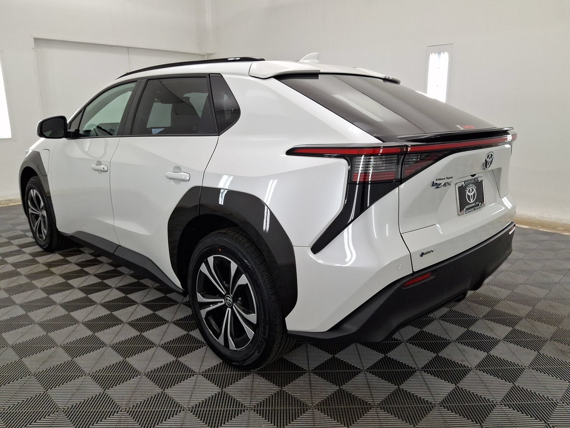 Certified 2024 Toyota bZ4X FWD image 21