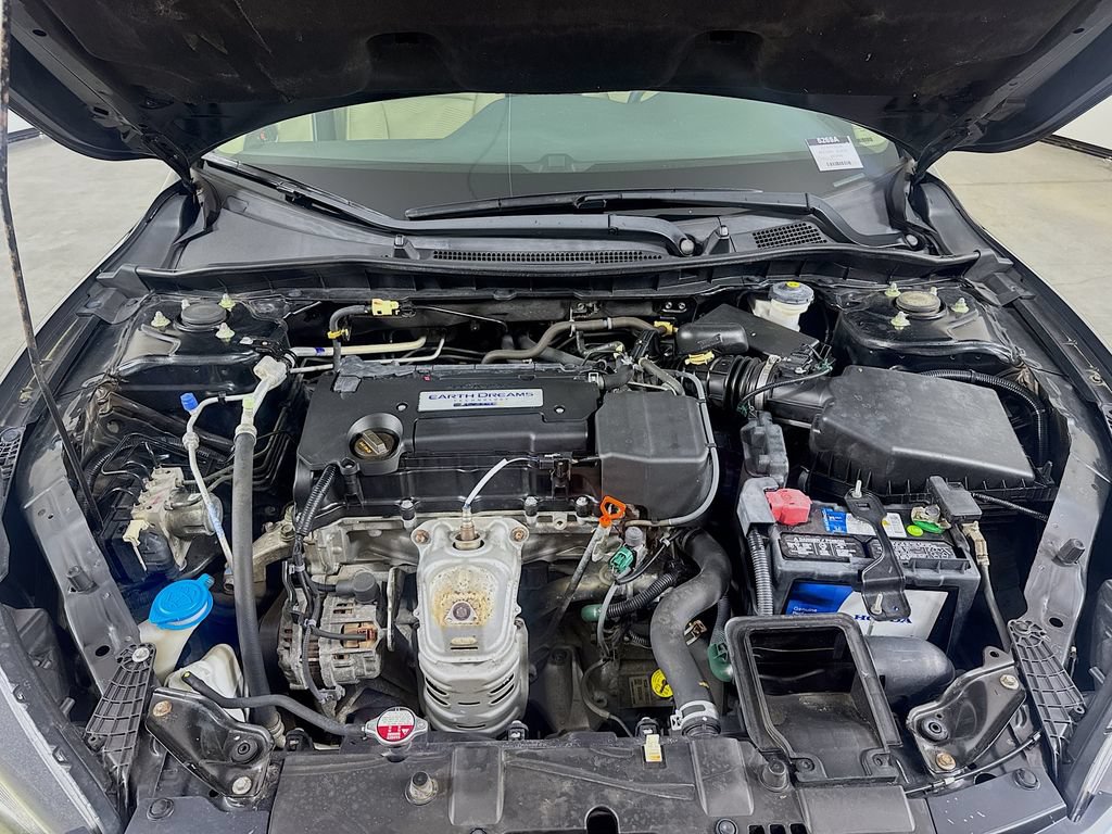Used 2014 Honda Accord LX image 28