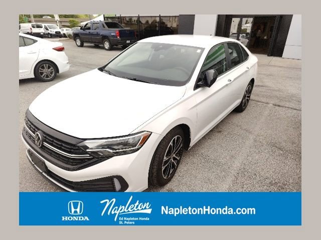 Used 2024 Volkswagen Jetta Sport FWD image 1