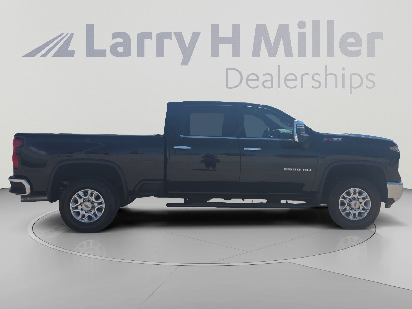 Used 2024 Chevrolet Silverado 2500 LTZ w/ LTZ Convenience Package AWD/4WD image 6