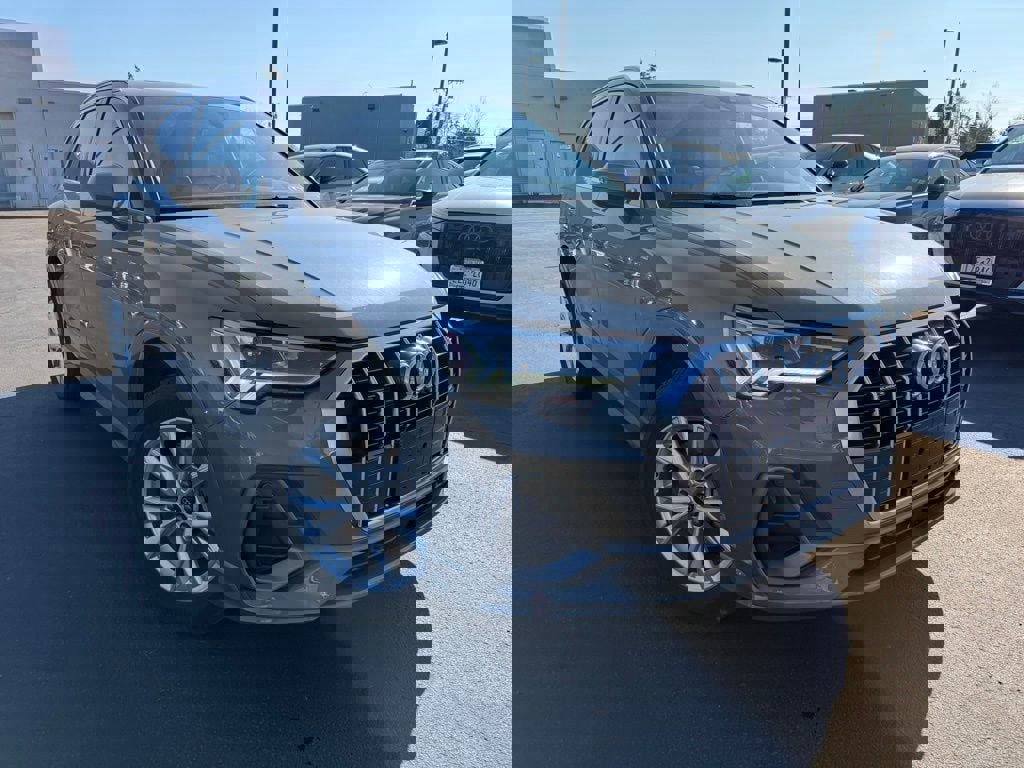 Used 2023 Audi Q3 2.0T Premium Plus w/ Premium Plus Package image 1