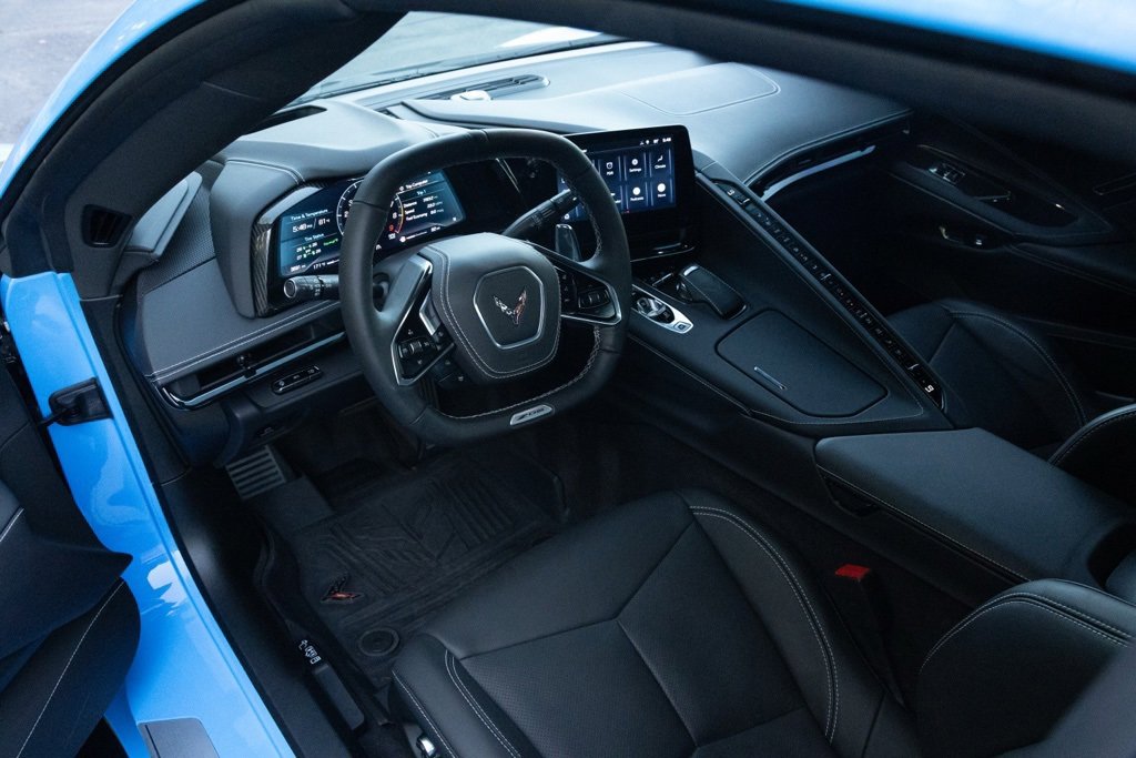 Used 2025 Chevrolet Corvette Z06 w/ Stealth Interior Trim Package image 5