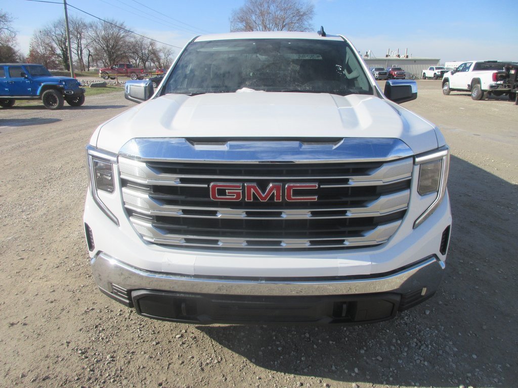 New 2026 GMC Sierra 1500 SLE image 11