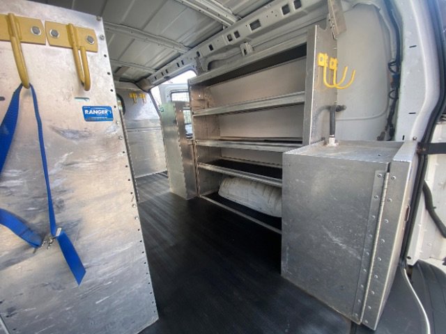 Used 2014 Chevrolet Express 2500 image 12