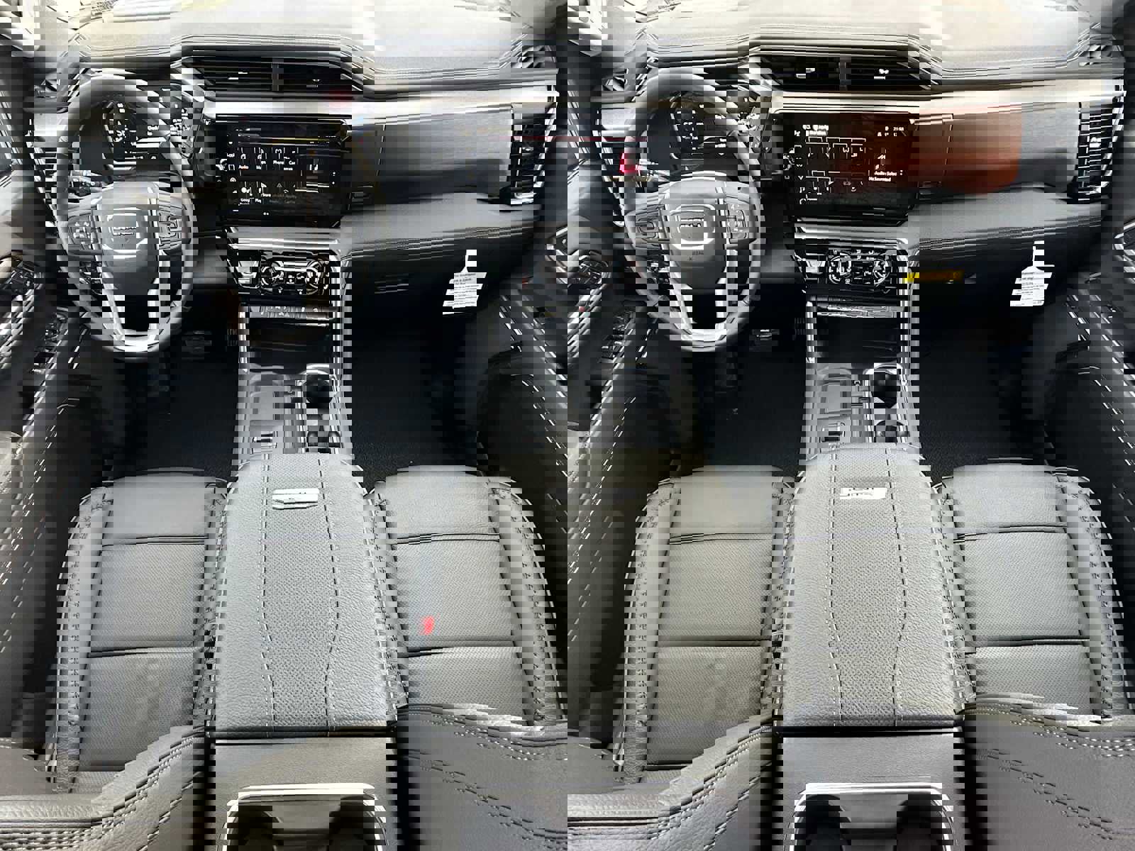 New 2026 GMC Sierra 2500 Denali w/ Denali Reserve Package image 19