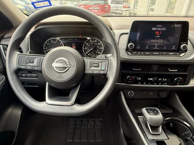 Certified 2023 Nissan Rogue SV FWD image 11