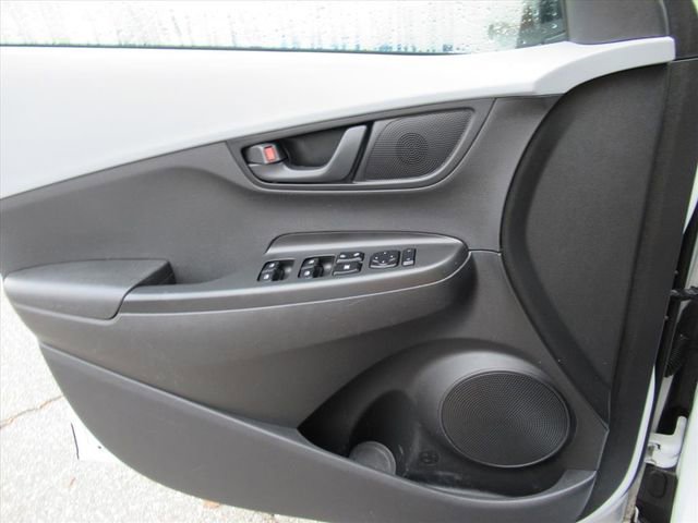 Used 2021 Hyundai Kona SEL FWD image 18