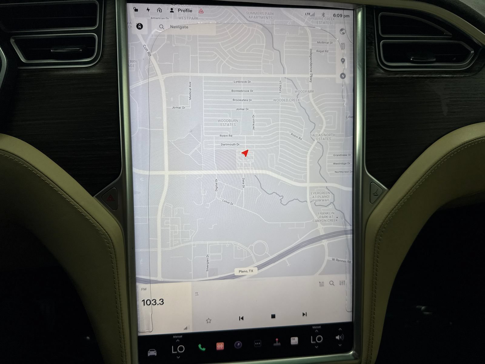 Used 2016 Tesla Model X 75D AWD/4WD image 41