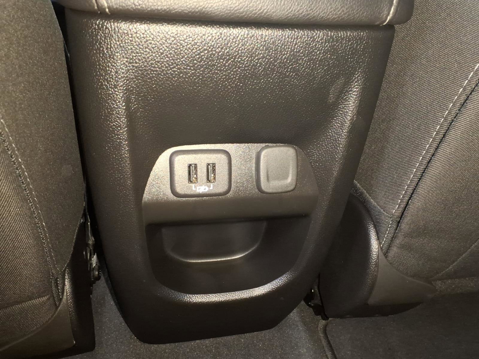 Used 2019 Chevrolet Colorado LT image 9