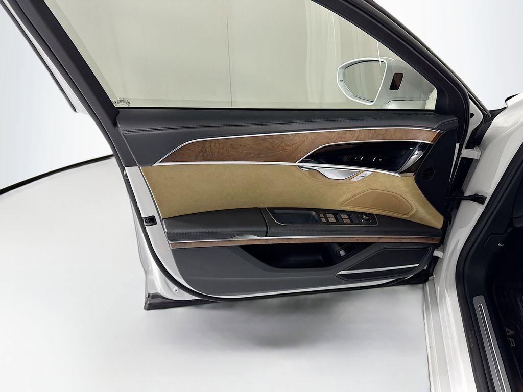 Used 2019 Audi A8 L 3.0T image 25
