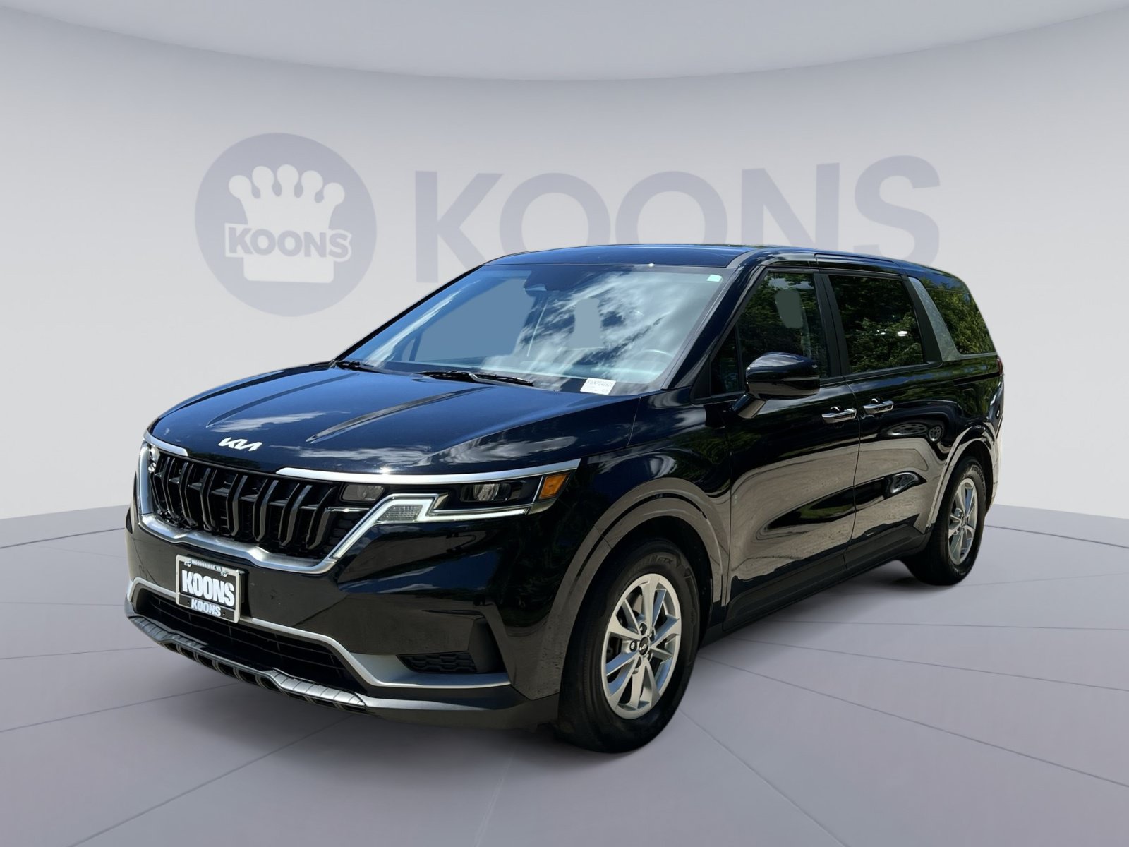Used 2024 Kia Carnival LX FWD image 5
