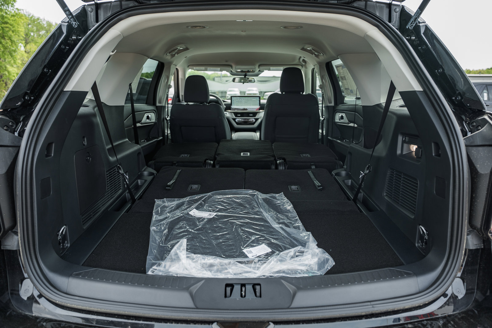 New 2026 Ford Explorer Active image 10