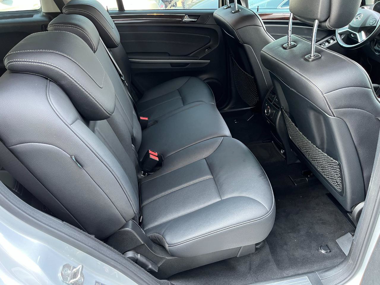 Used 2011 Mercedes-Benz GL 320 BlueTEC 4MATIC image 19