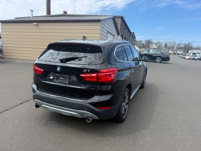 Used 2017 BMW X1 xDrive28i image 3